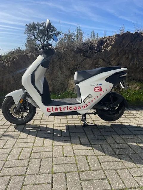 Honda 50 EM1 Elétrica 50cc