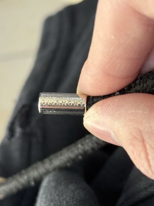 Худі ginechy L розмір