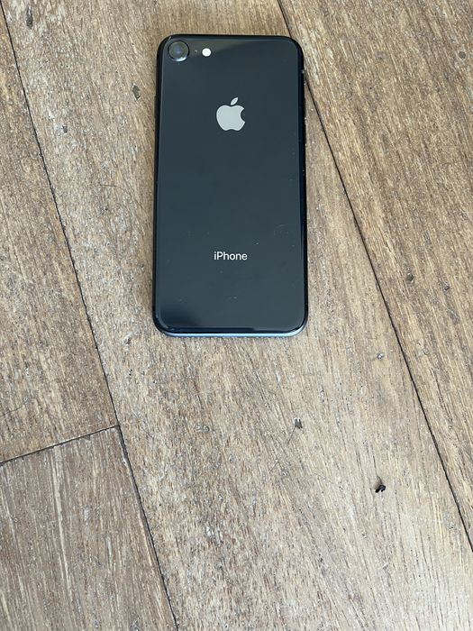 Iphone 8  64GB / 90%bateria / Desbloqueado