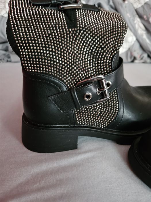 Buty kozaczki z cyrkoniami