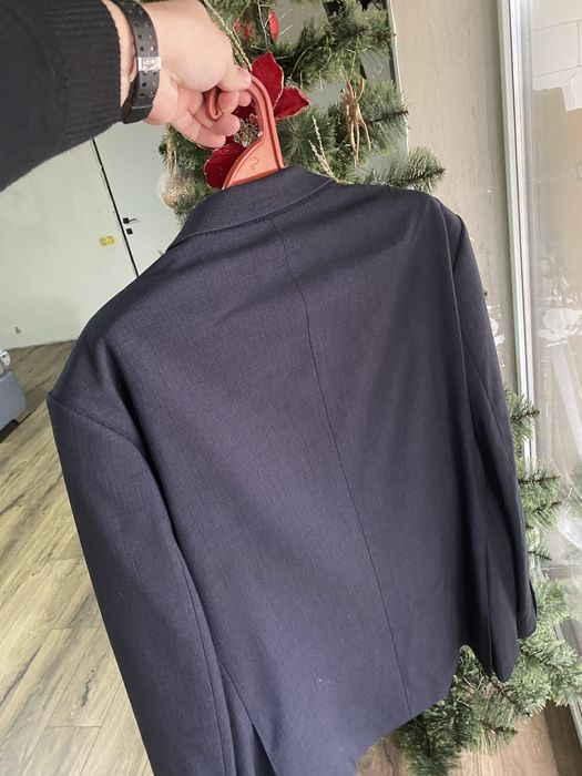 Фірмовий Класичний костюм