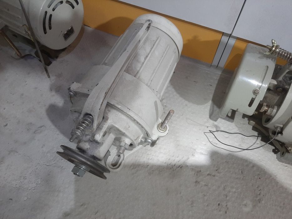 Продам двигатель швейная машинка