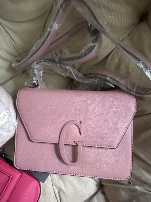 Сумка Guess рожеві
