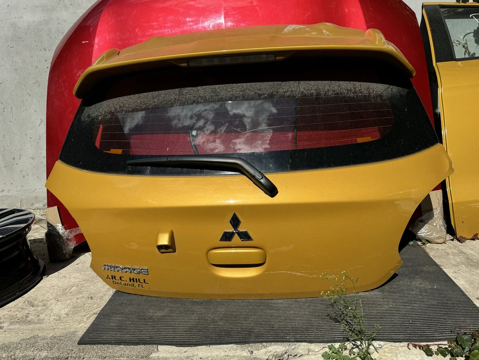 Ляда кришка багажнику Mitsubishi Mirage 2020 2021 2022 2023