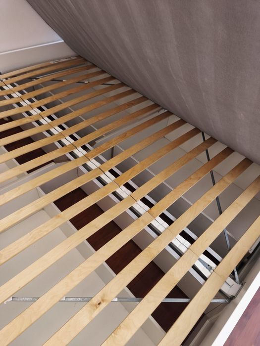 Cama completa IKEA 160x200 (sommier com arrumação, dois estrados e colchão) OPORTUNIDADE!