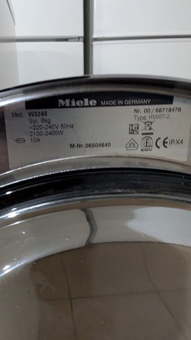 Пральна машина Miele