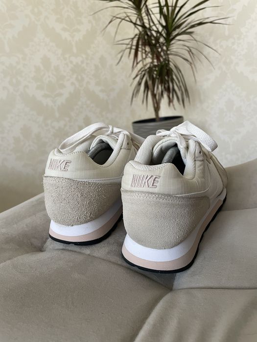 Кросівки Nike internationalist