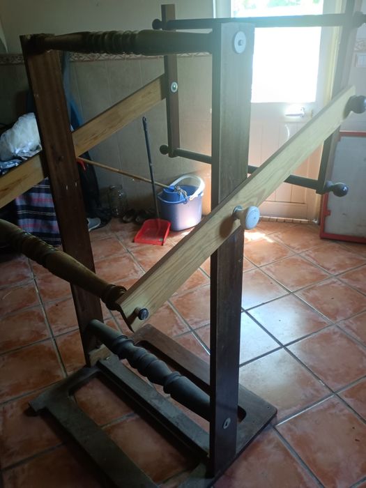 Bancada para fazer bordado
