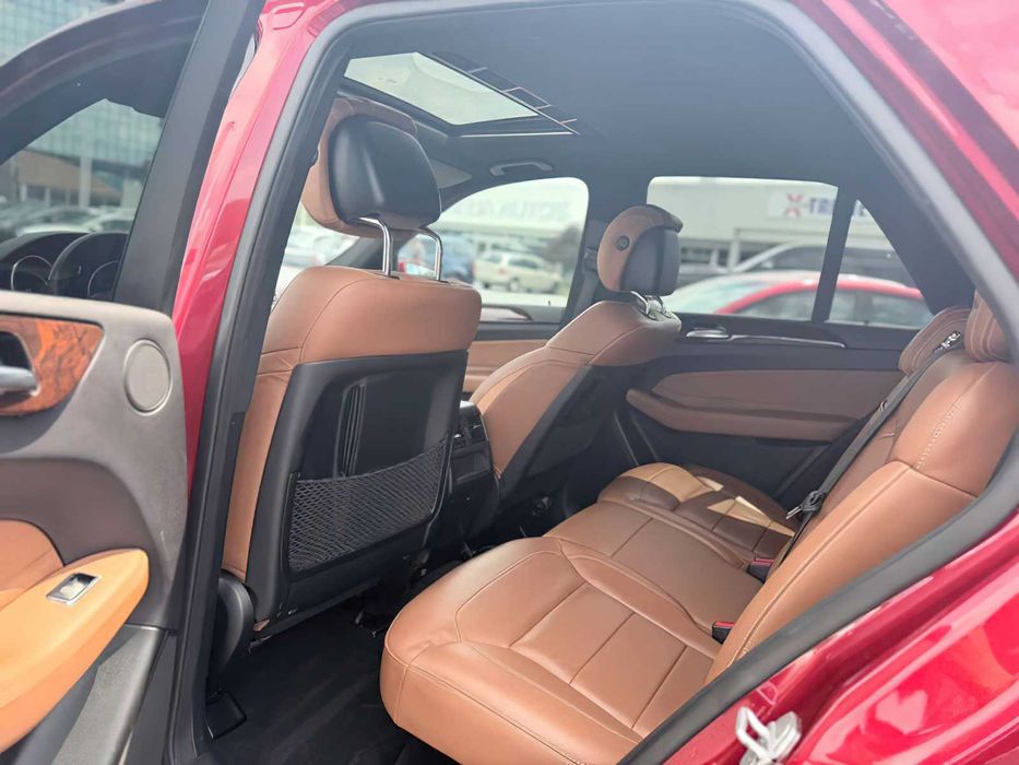 Mercedes-Benz GLE 300d 4MATIC      2016