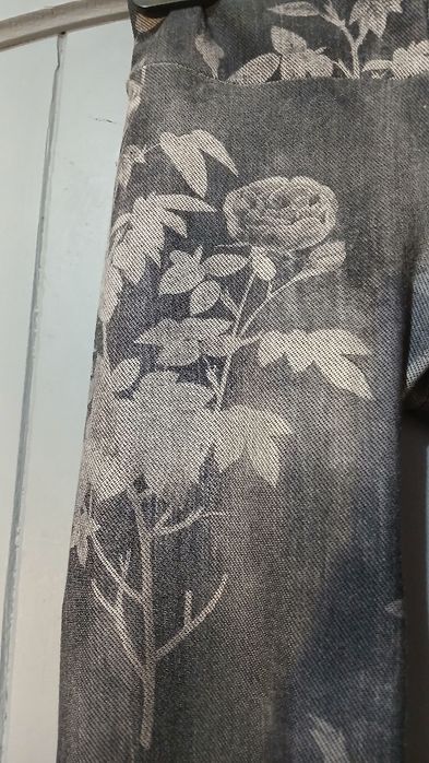 legginsy push up z motywem kwiatowym