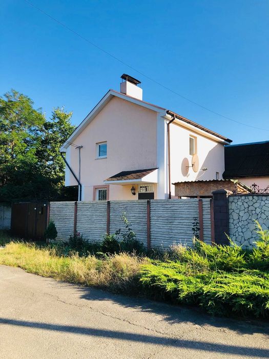 Продам Будинок в Києві за ціною квартири. Катеріновка.