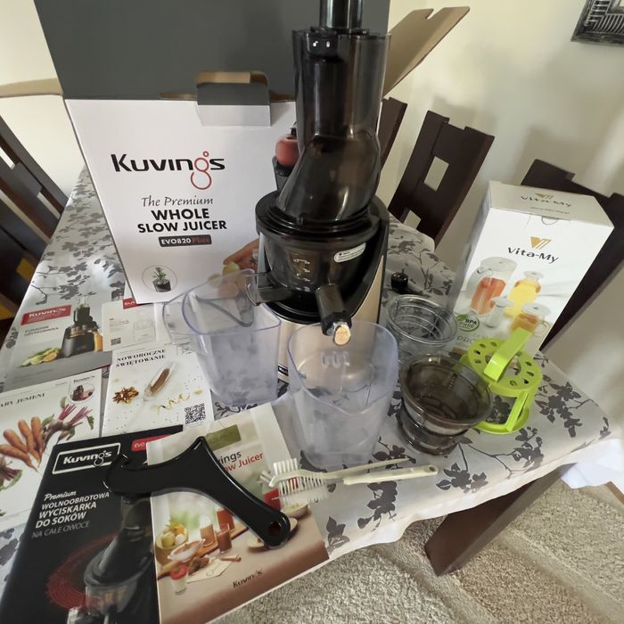 Wyciskarka do soków KUVINGS EVO820 PLUS + GRATIS