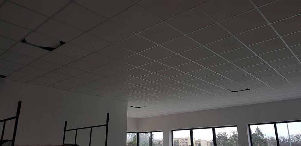 Sufit podwieszany kasetonowy 60x60 Armstrong