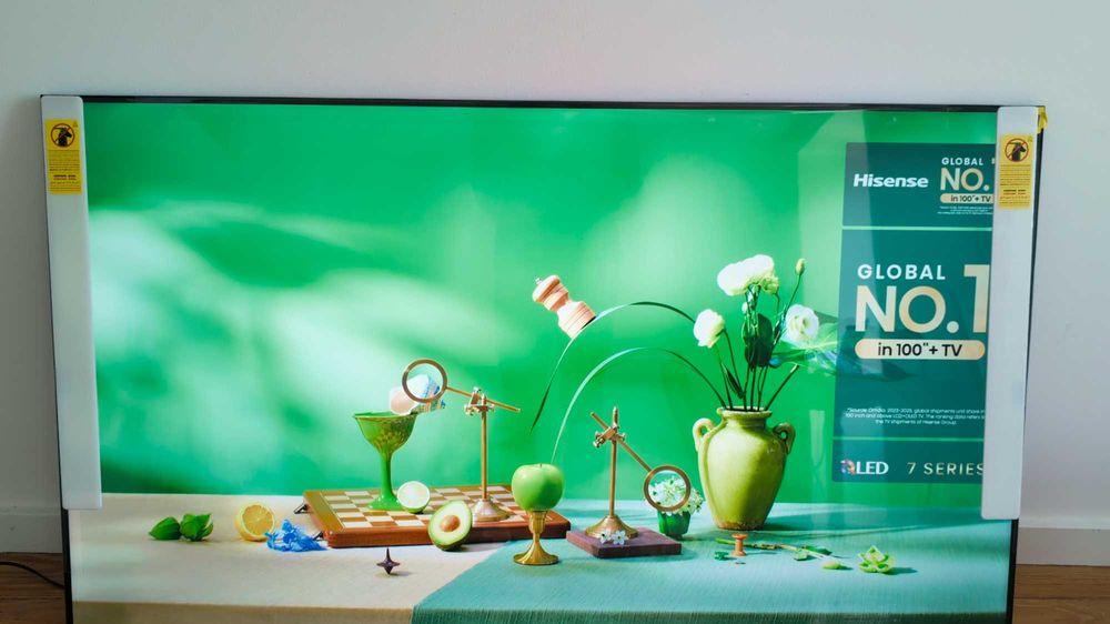 Hisense 55E7S QLED 4K 55" – como nova, usada apenas 1 vez