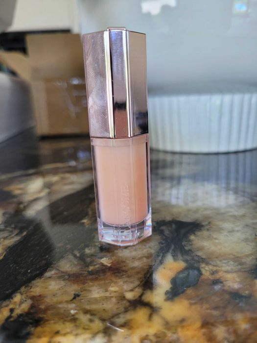 Lancome lip idole olejek z błyszczykiem odcień 22 rosy plump