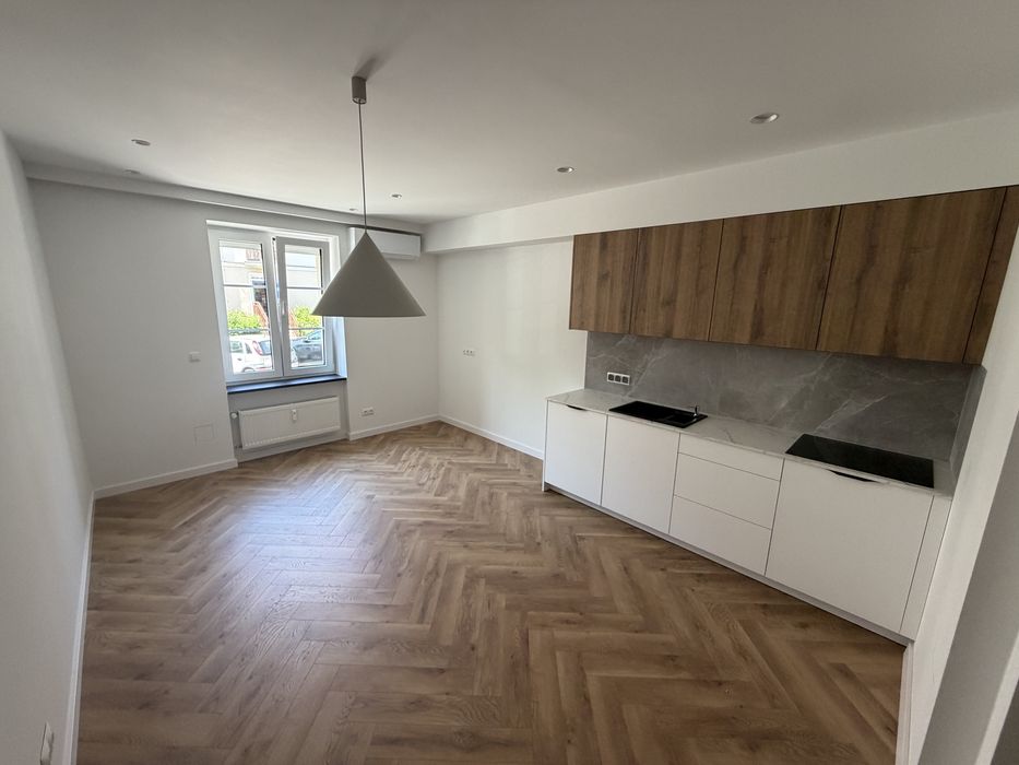 Nowe mieszkanie ul. Browarna 12/2 parter klimatyzacja rolety scisle centrum materialy premium meble na wymiar sypialnia osobna - Widok 2