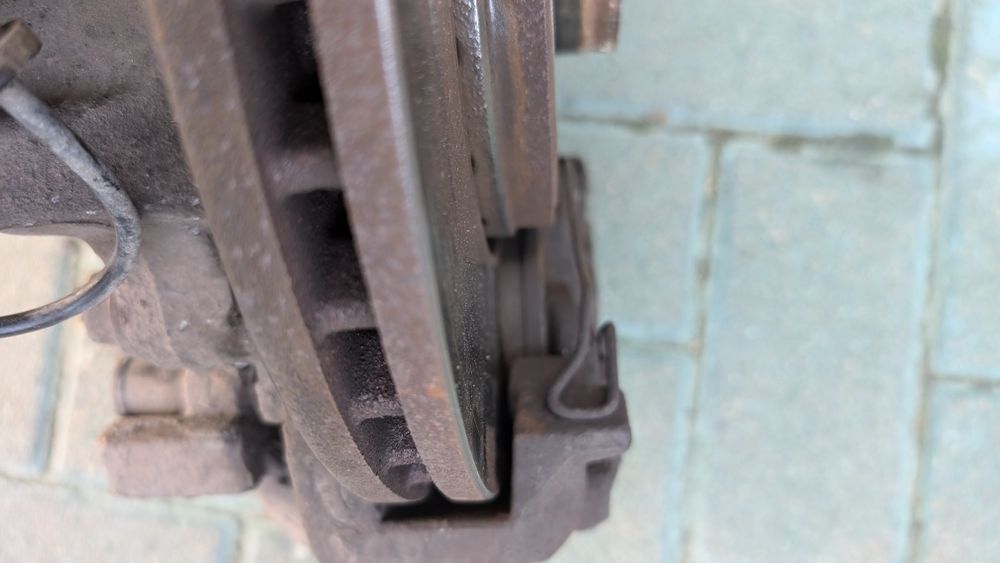 Стойки , диски renault laguna 3