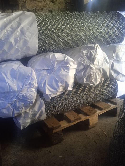 Сітка рабиця оцинкована та з ПВХ покриттям. Дріт для натяжки.