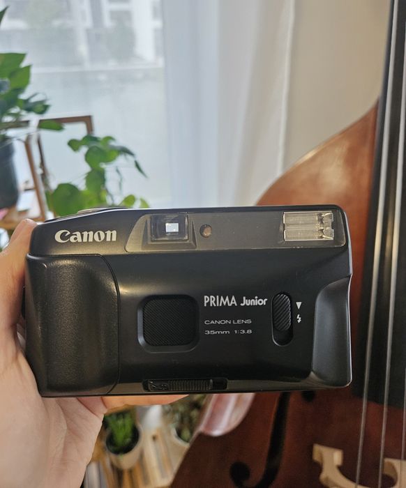 Aparat analogowy Canon Prima Junior