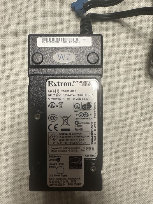 Zestaw Extron – nadajniki/odbiorniki VGA po skrętce (Twisted Pair) + zasilacze