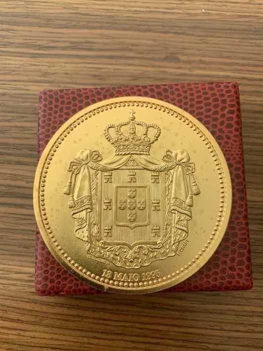 Duas medalhas comemorativas do casamento dos Duques de Bragança