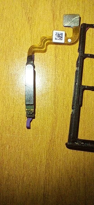 Запчасти на samsung A30s, A51, realme c11