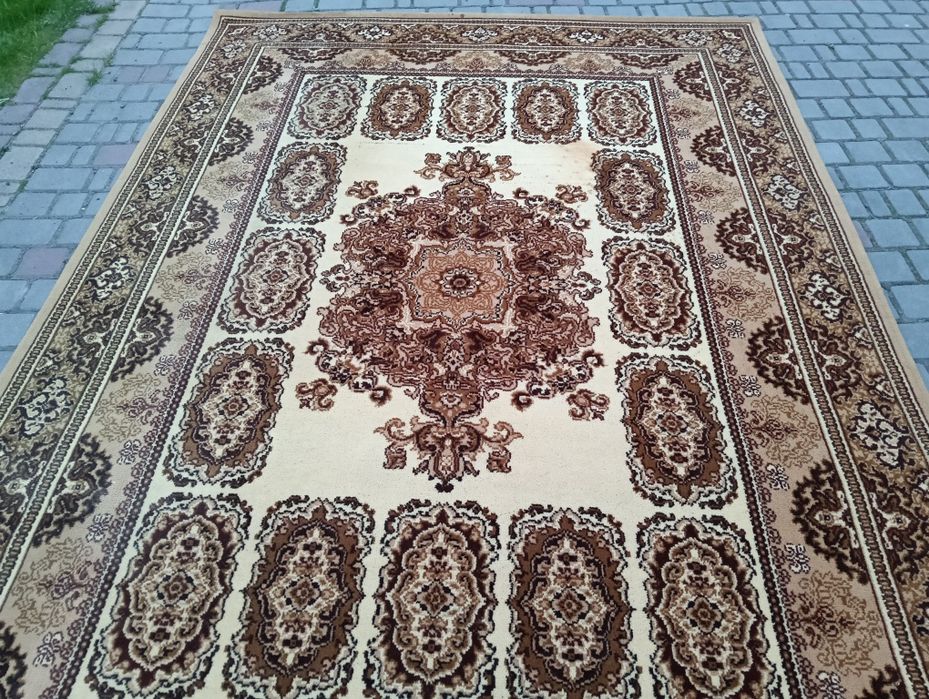 Килим, ковер 2/2.9 м.