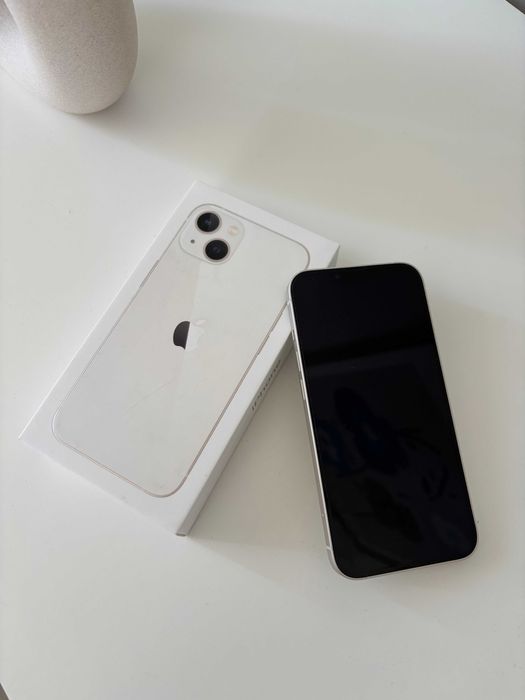 Telefon iPhone 13
