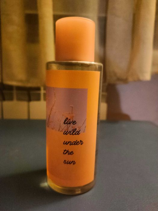 міст Victoria´s Secret  Desert Petals