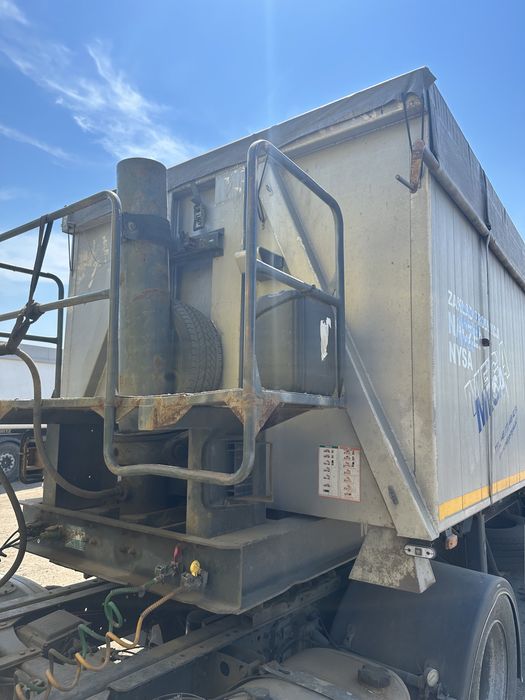 напівпричіп (полуприцеп) зерновоз MEGA MNW самоскид 42 куба