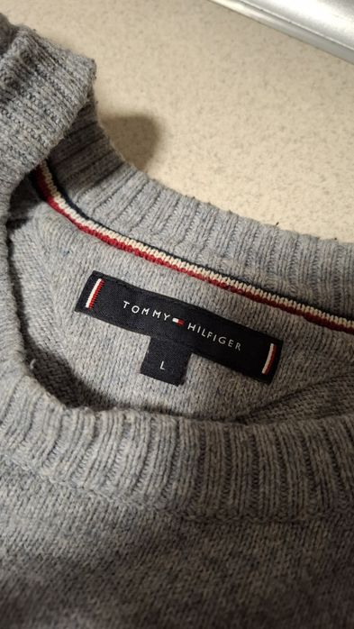 Sweter L wypada XL  Thommy Hilfiger