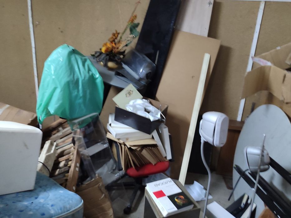 Vende se recheio de armazém