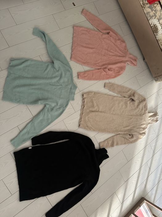 Свитер зимний новый