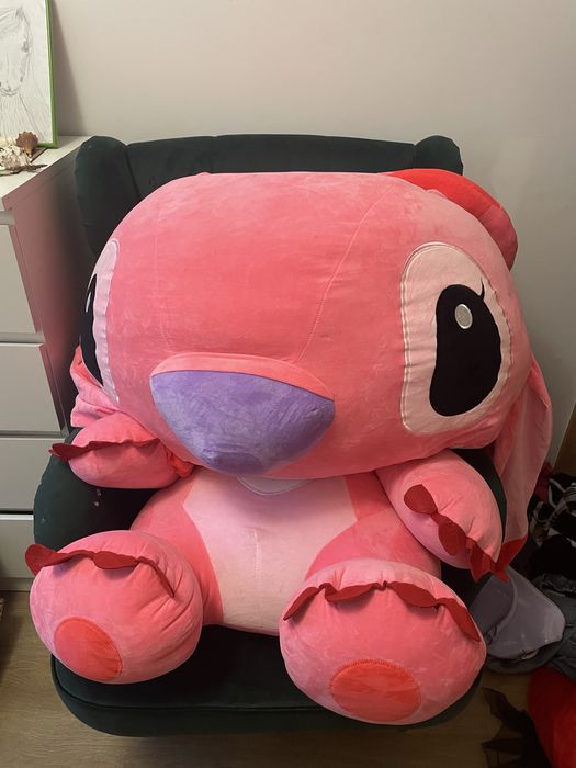 Wielka maskotka z bajki Stich