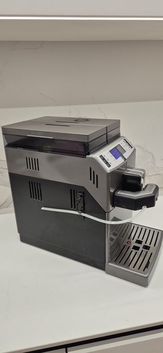 Кавомашина Saeco Lirica