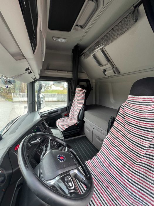 Scania  R450   .