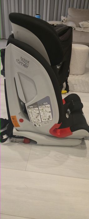 Fotelik dla dziecka Britax Romer AdvansaFix III SICT BR COSMO Black