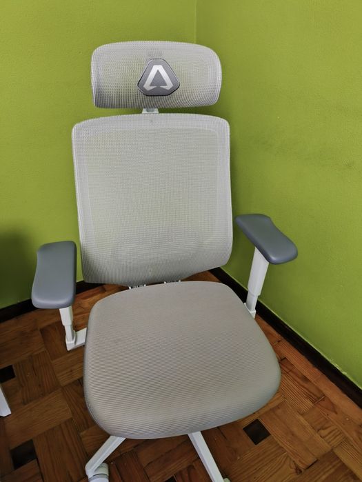 Cadeira alpha gamer Stella ergonómica