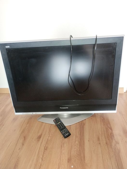 Witam sprzedam TV LCD 32" Panasonic VIERA