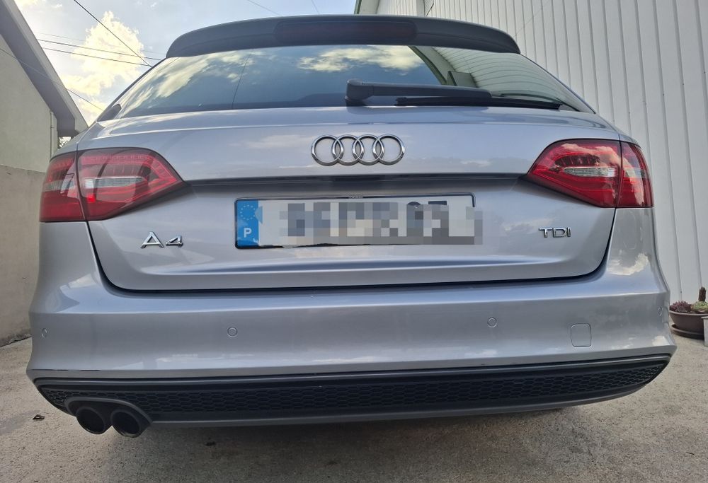 Audi A4 2.0 TDI SLINE