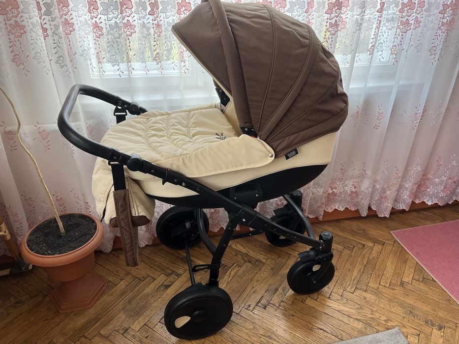 Коляска Дитяча В хорошому Стані