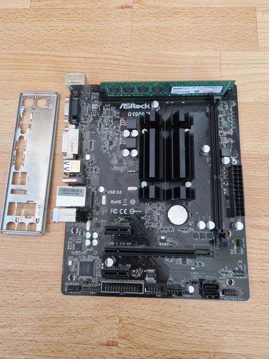 4ядра Intel Celeron j1900/8gb/Asrock J1900M Комплект для пк