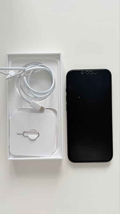 iPhone 14 128 б/у SIM