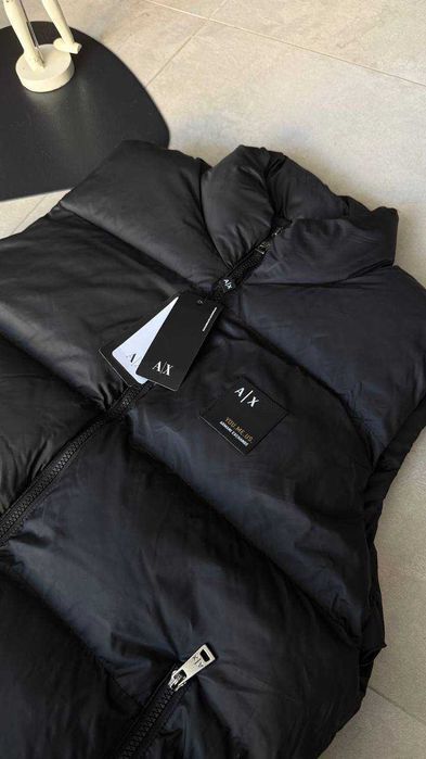 Чоловіча мужская Безрукавка жилетка  ARMANI EXCHANGE Black