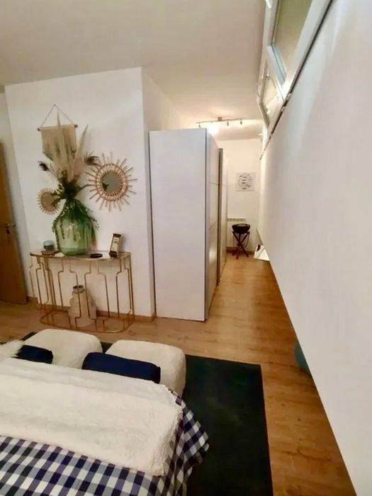 Vende ou aluga-se T1 luxo Campo, Valongo. Porto