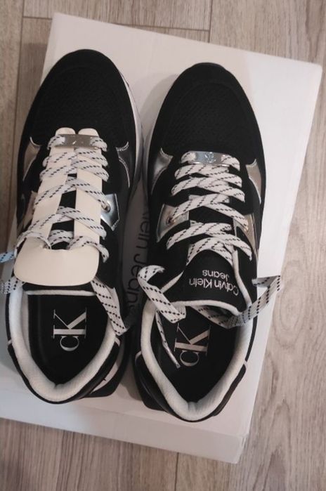 Оригінал кросівки Calvin Klein us 7-8.5