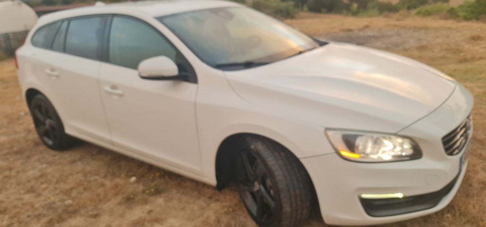 Volvo v60 d3 2013