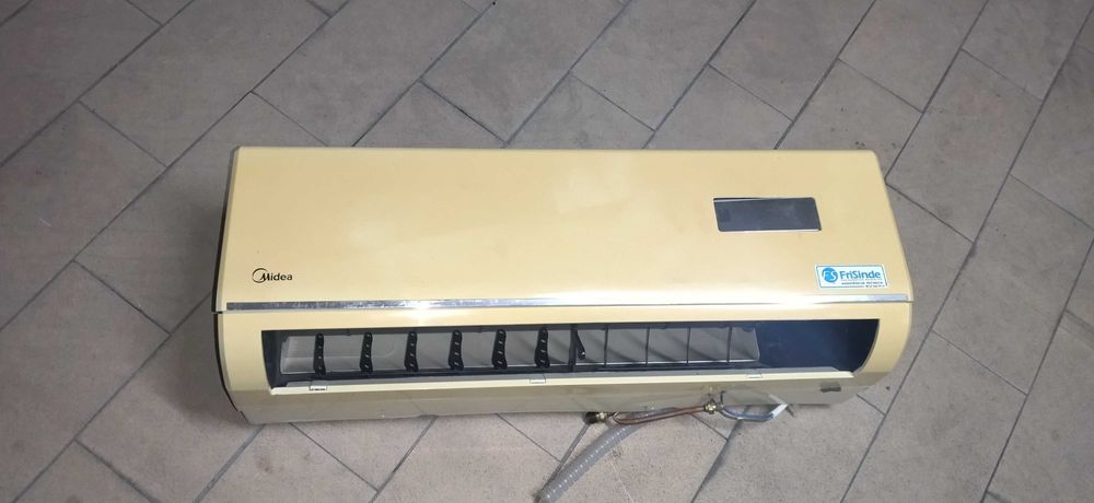 Ar condicionado Midea para peças