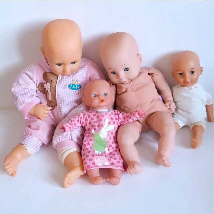 Набор фирменных пупсов