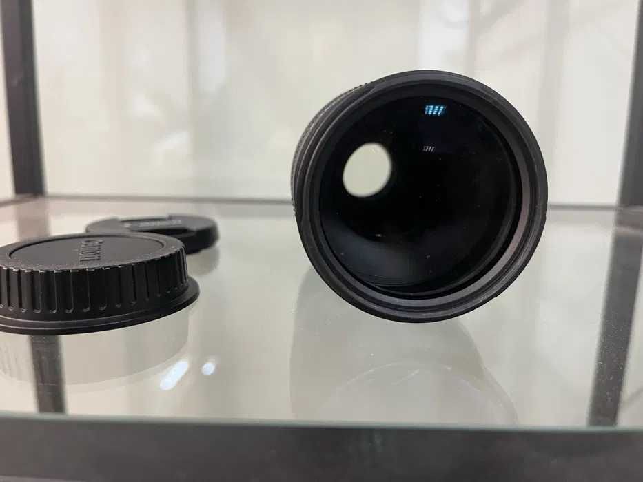 Obiektyw Canon Zoom Lens EF 75-300 teleobiektyw tele autofocus AF